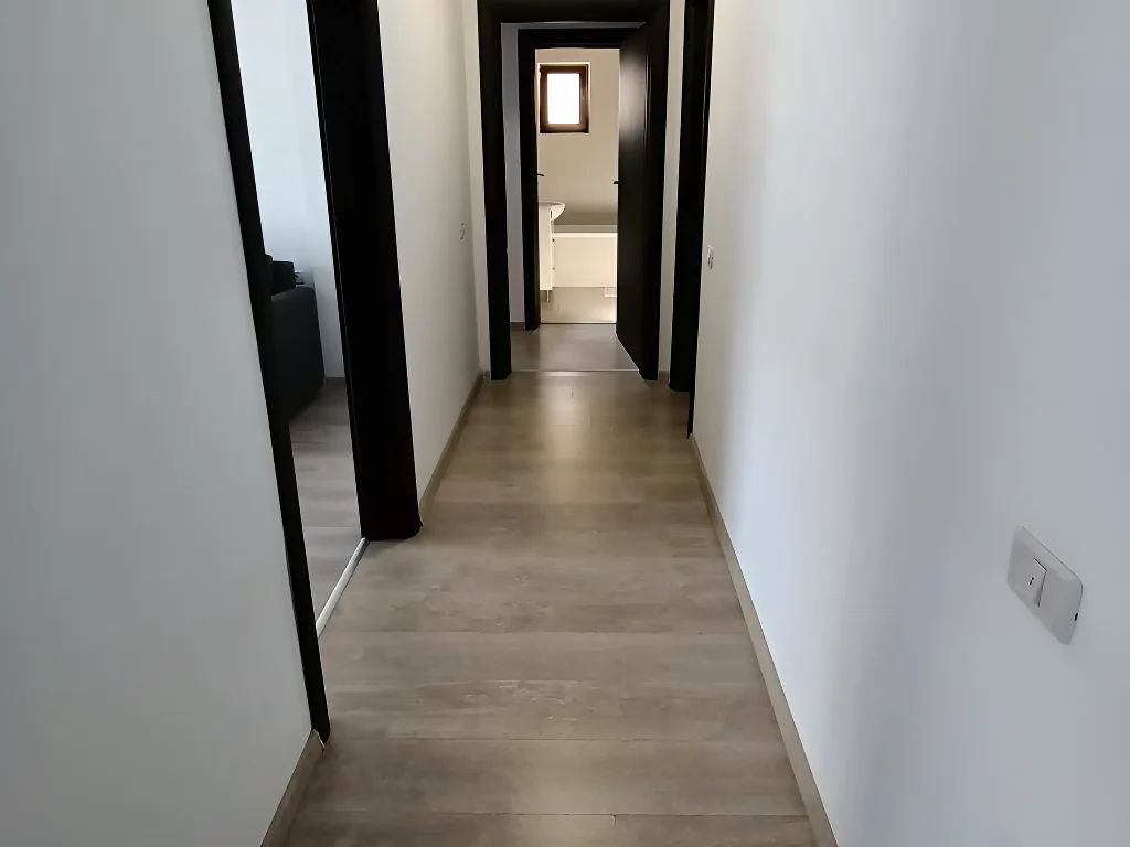 Apartament Dobroești, Ilfov - 3 Camere, Mansardă Luminoasă, Locuință Modernă - imaginea 3