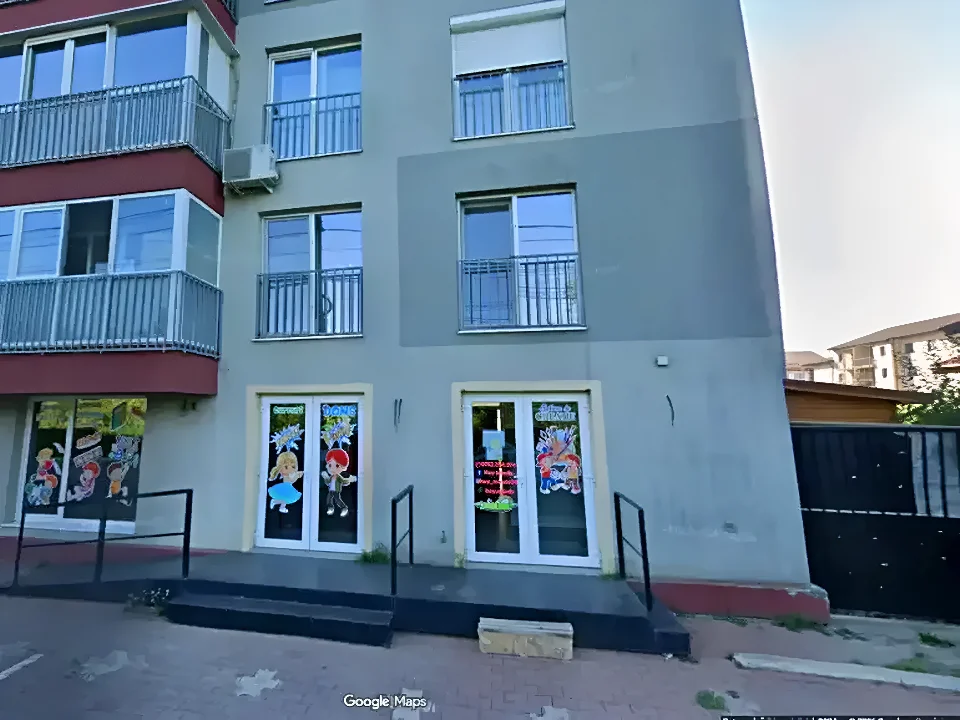 Apartament Spațiu Comercial de Închiriat - Dobroești, Ilfov - Acces Stradal & Parcări
