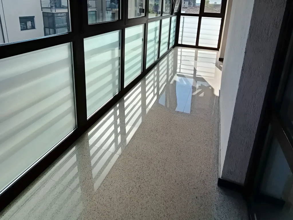 Apartament Dobroești, Ilfov - 3 Camere, Mansardă Luminoasă, Locuință Modernă - imaginea 6