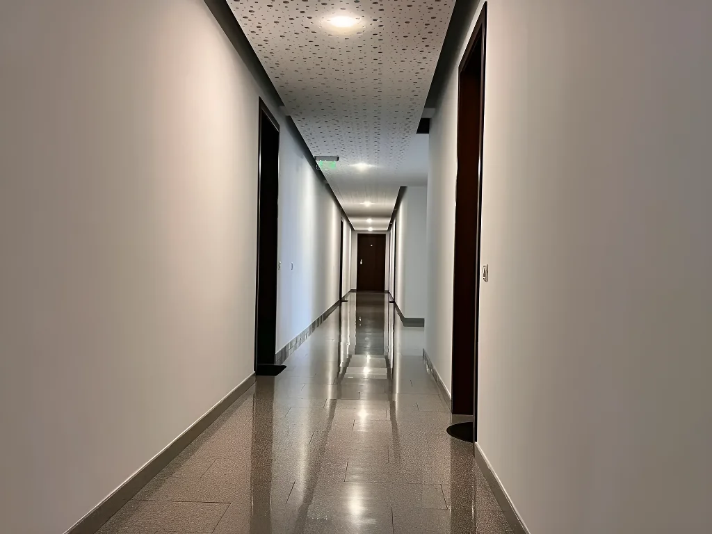 Garsonieră spațioasă de vânzare, Voluntari, Ilfov - Teren 72.65mp, Etaj 1 - imaginea 9