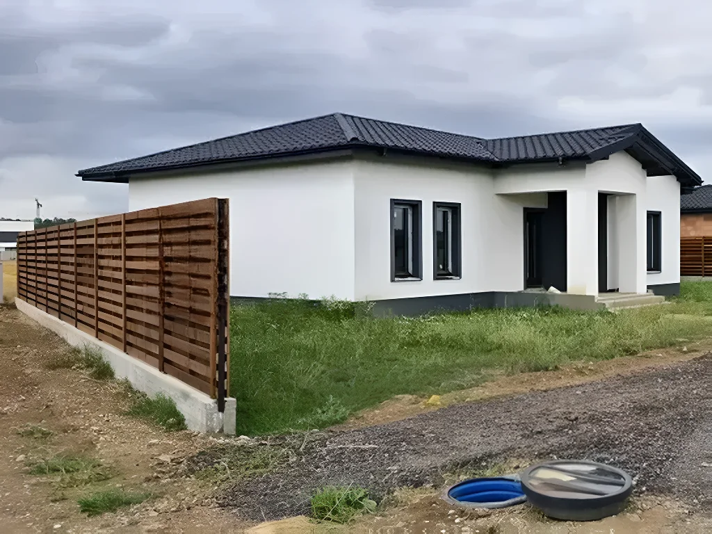 casa de vânzare în Balotești, Ilfov - Proximitate pădure, stadiu 'la rosu', teren 400 mp