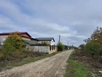 Teren rezidential Balotesti, Ilfov - Investitie cu utilitati la 70m si front stradal generos