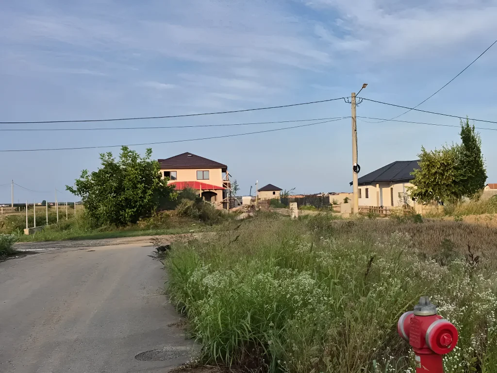 Teren 600 mp de vânzare în Balotești, Ilfov - Acces drum asfaltat, aproape de lac și utilități - imaginea 10