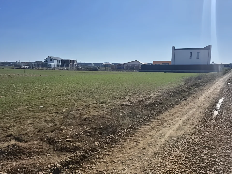 Oportunitate de Investiție: Teren în Balotești, Ilfov - 873 mp - imaginea 4