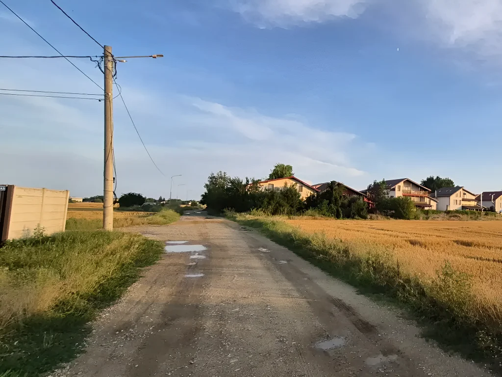 Teren 600 mp de vânzare în Balotești, Ilfov - Acces drum asfaltat, aproape de lac și utilități - imaginea 11