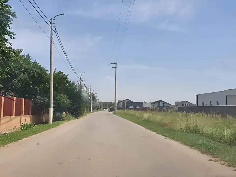 Teren de vanzare in Balotești, Ilfov - Suprafață 1000 mp, aproape de pădure - imaginea 3