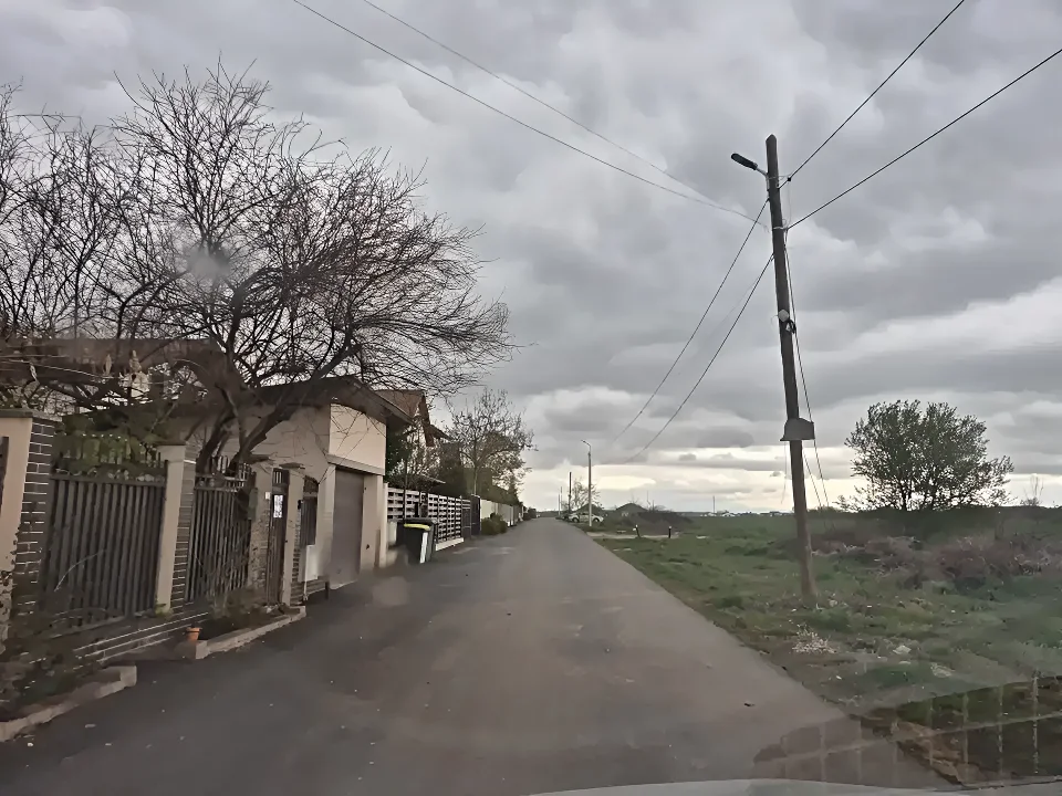 Teren de vânzare în Balotești, Ilfov - Zonă liniștită, 550 mp, utilități la 70m - imaginea 6