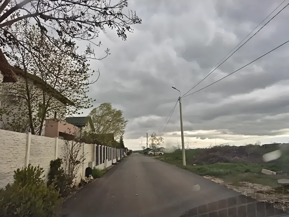 Teren de vânzare în Balotești, Ilfov - Zonă liniștită, 550 mp, utilități la 70m - imaginea 3